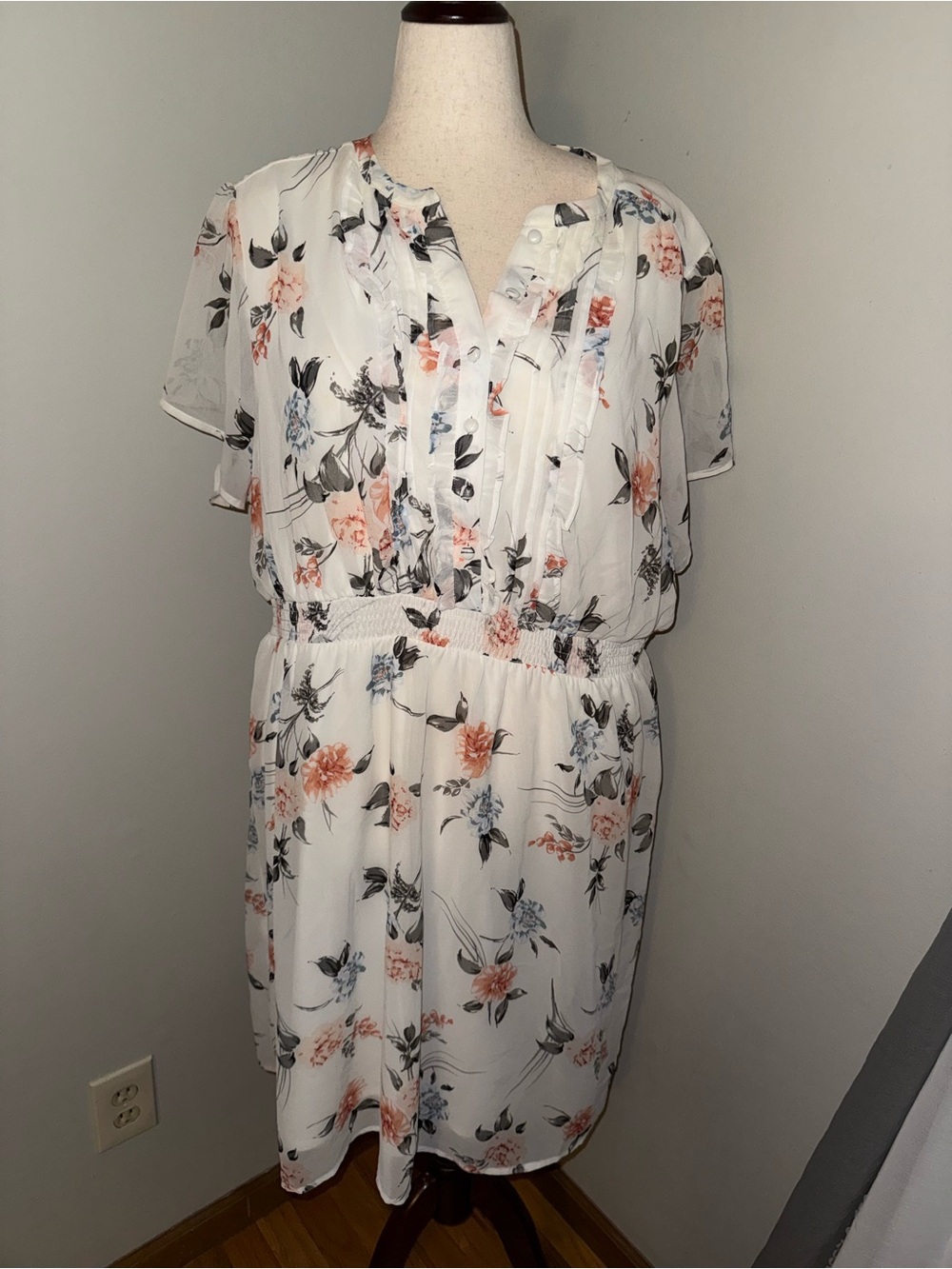 torrid White Floral Ruffle-Front Mini Dress